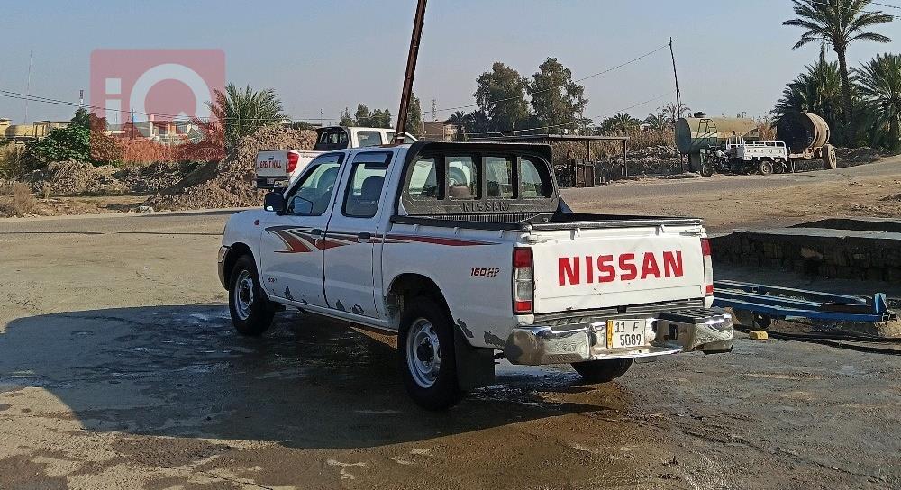 نيسان بيك اب